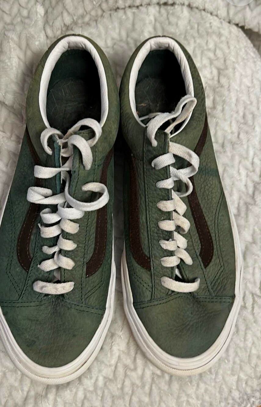 Vans Old Skool Olive Green/Brown Sneakers – Men’s 9.5 / Women’s